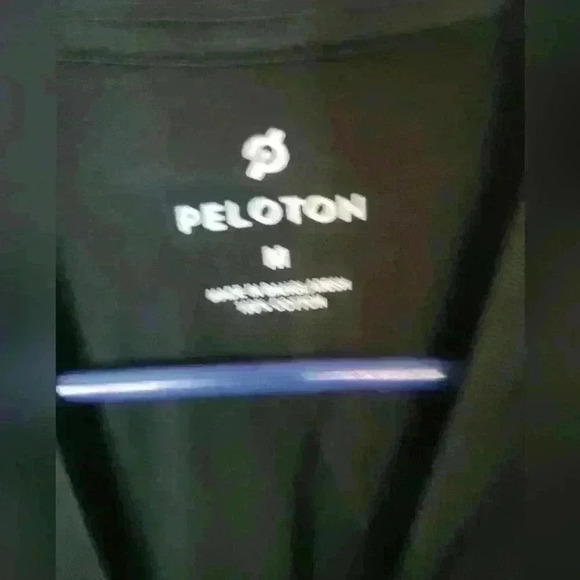 Peleton shirt size Medium - Picture 5 of 6